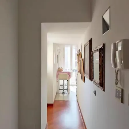 Konukevi Stanza Nr 4 In Incantevole In Zona Solari 4*